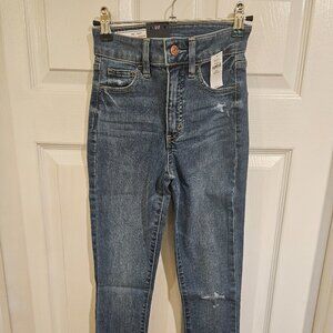 GAP WOMEN'S JEANS SIZE 24/00R UNIVERSAL JEGGING HIGH RISE NWT